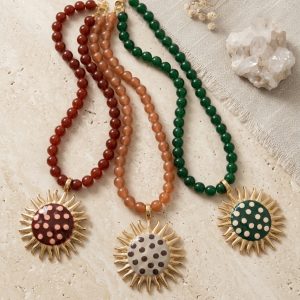 Collares Helios